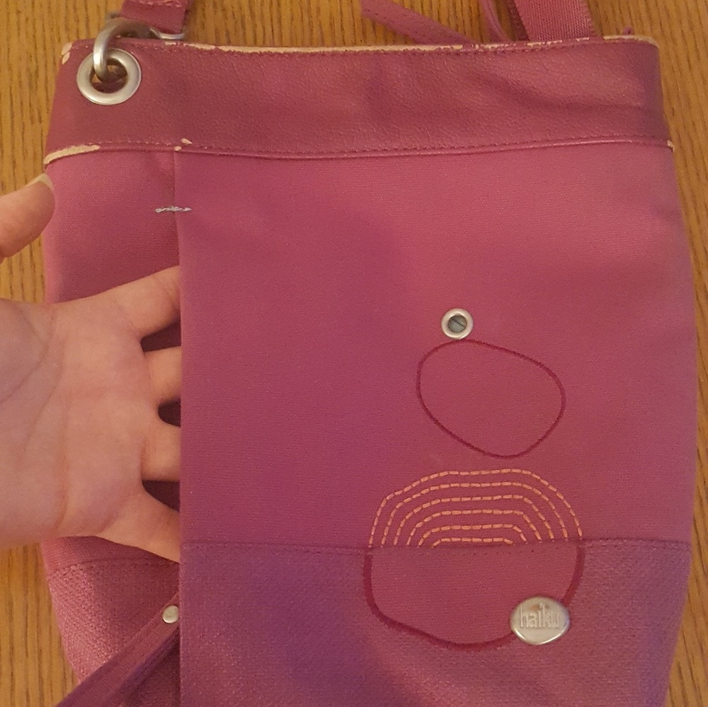 Shoulder Bag - Picture 4 of 6